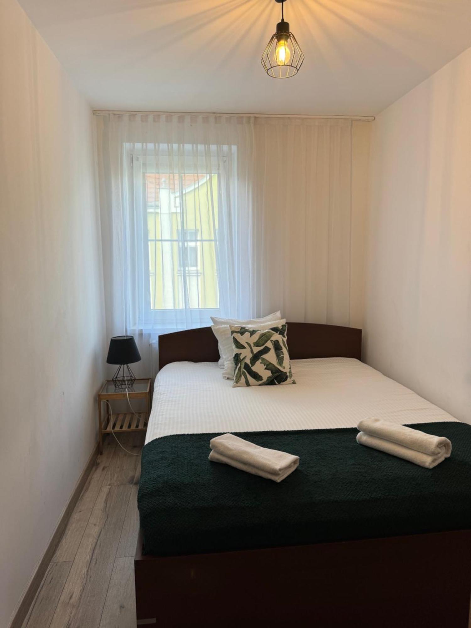 Blue Apartment Close To Old Town بيدغوستيا المظهر الخارجي الصورة