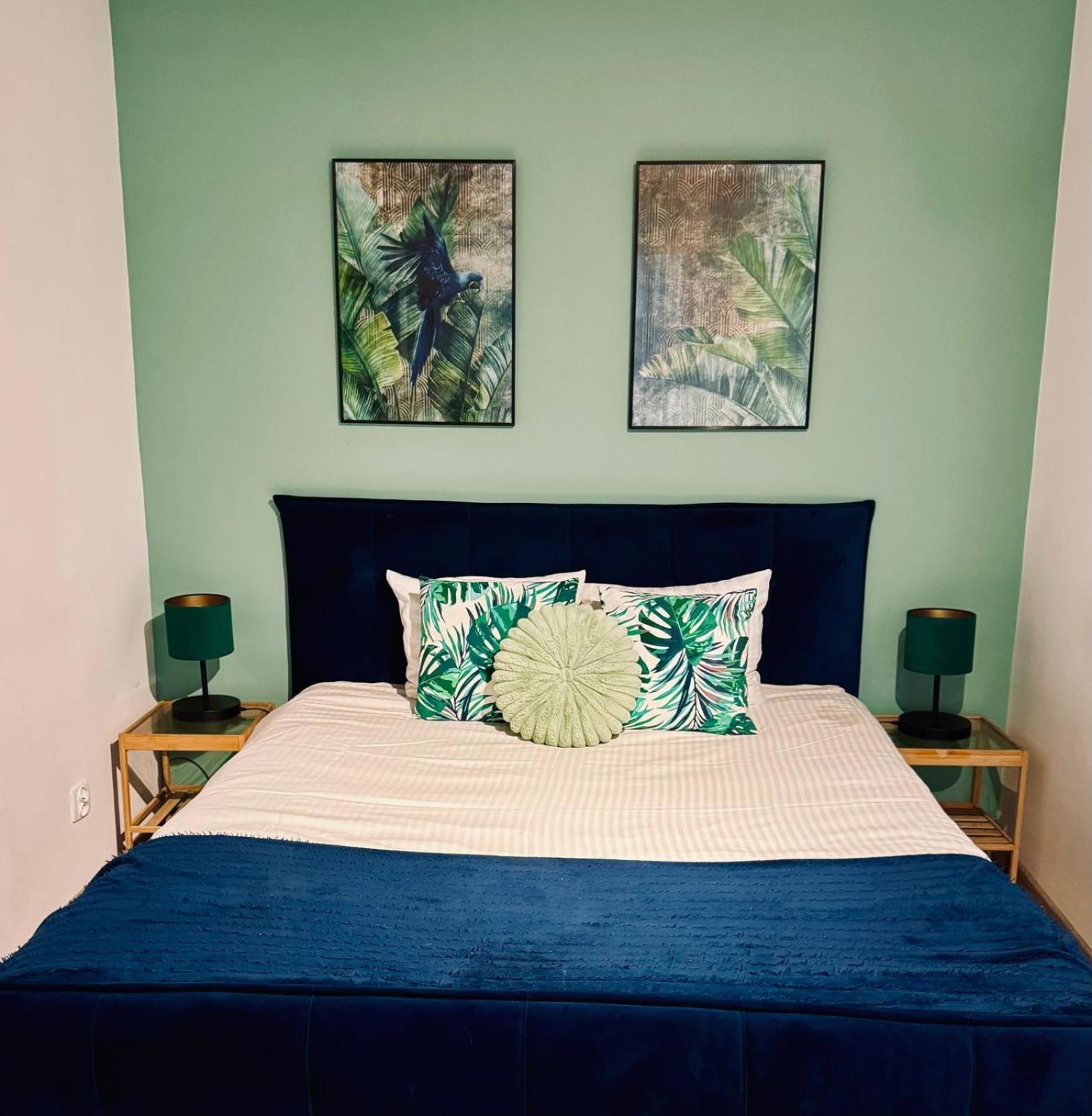 Blue Apartment Close To Old Town بيدغوستيا المظهر الخارجي الصورة